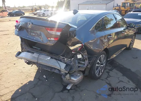 2018 Honda Accord Hybrid Touring z USA, uszkodzony, nr VIN 1HGCV3F91JA002164